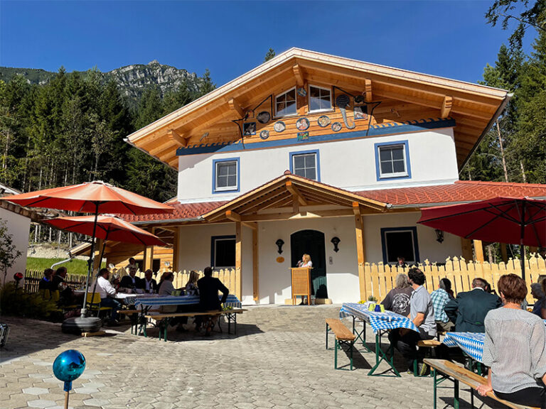 Garmisch Expedition Mallorca Tierheim 03 2 768x576